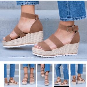 Oasis Society Wedge Sandals